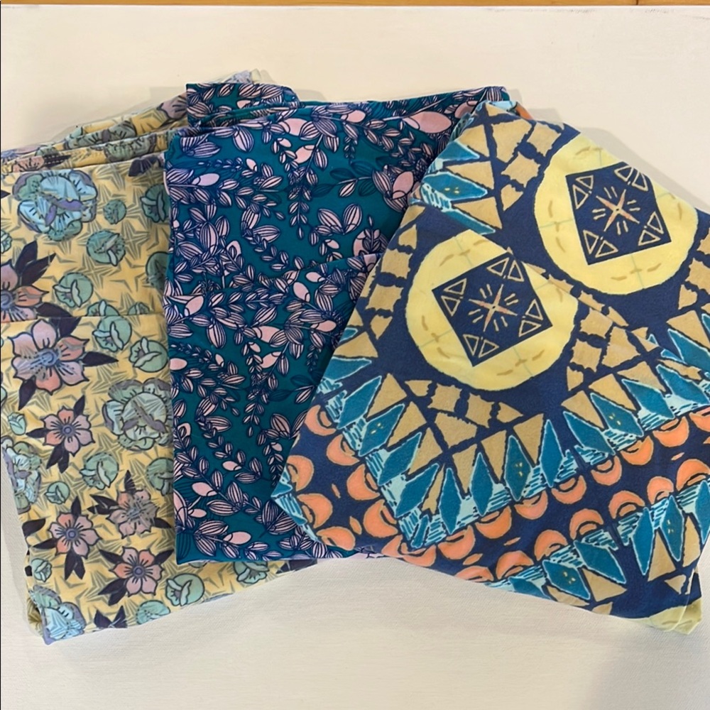 Floral and Geometric Patterned Soft Buttery Women’s LuLaRoe TC Leggings